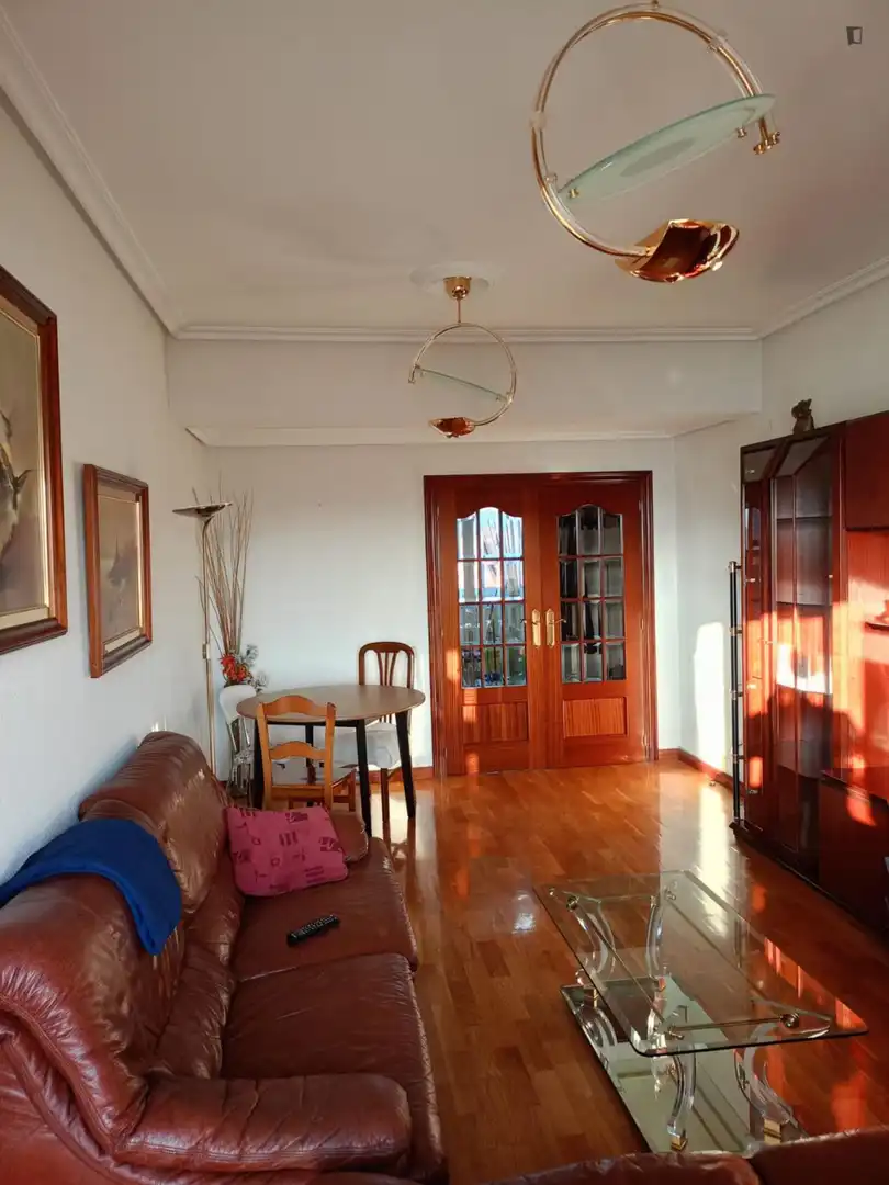 Habitació a San Millán - Ayuntamiento