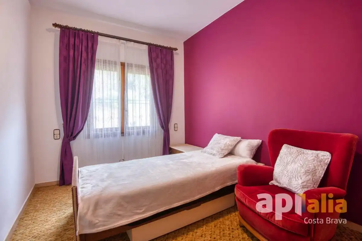 Chalet con piscina en venta en Carrer Basilea, imagen 14