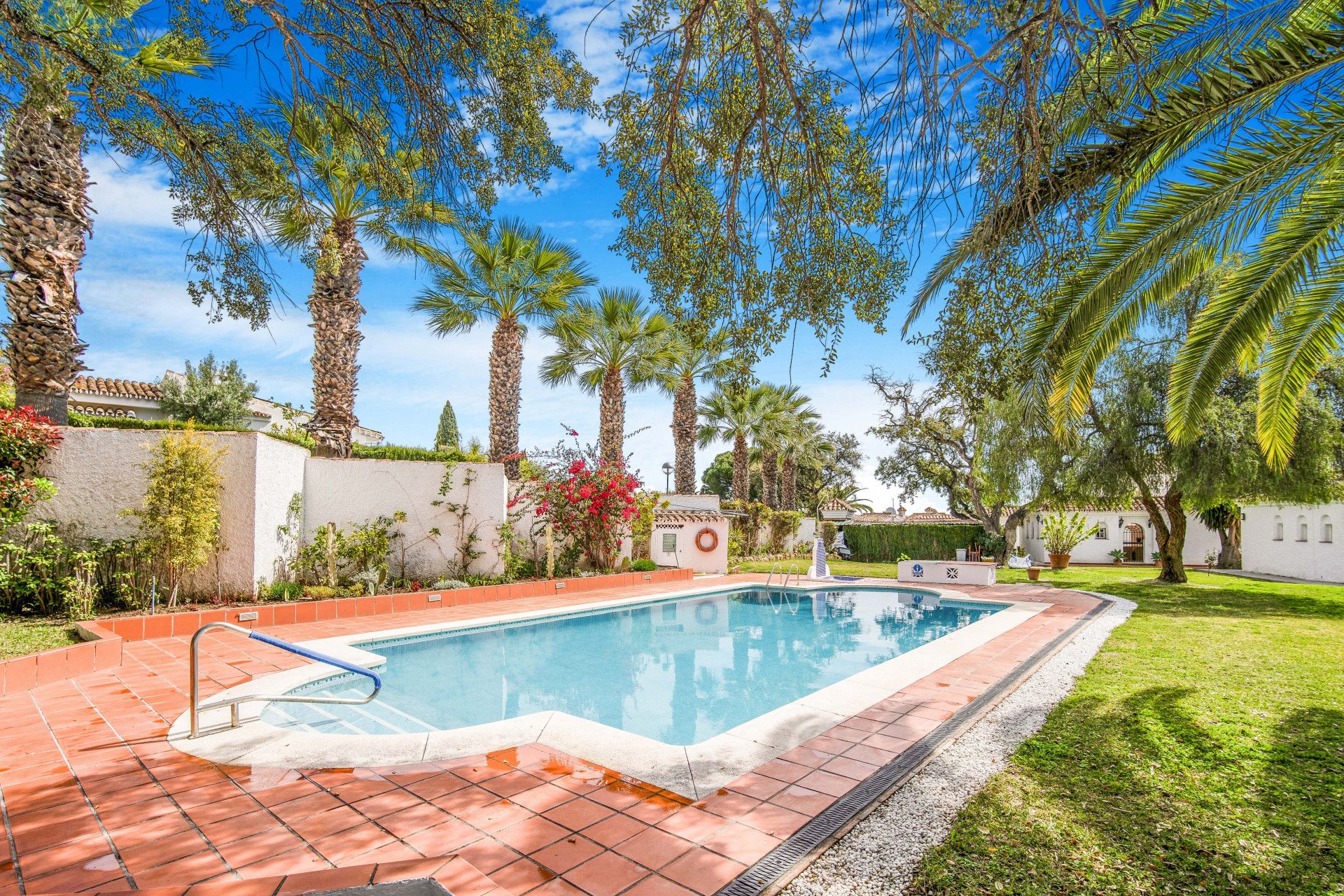 Piscina de Casa o xalet en venda en Mijas amb Aire condicionat, Jardí privat i Terrassa