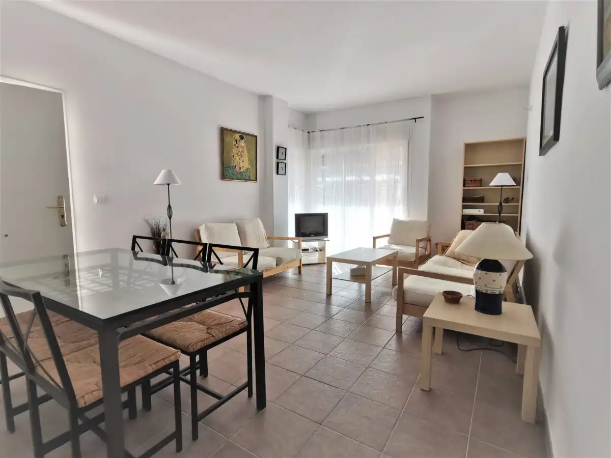 Sala d'estar de Pis de lloguer en Almería amb Aire condicionat, Calefacció i Jardí privat