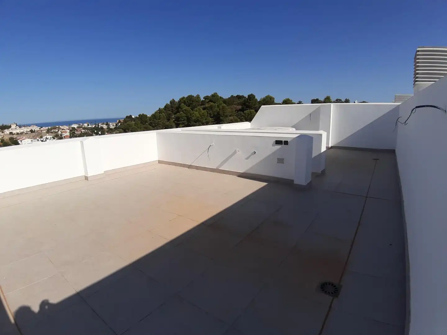 Terraza de Ático de alquiler en Fuengirola con Terraza, Trastero y Jacuzzi