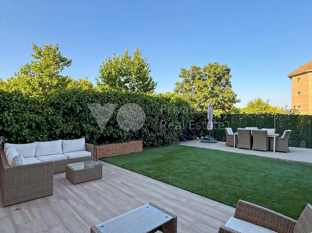 Terrasse von Erdgeschoss zum Verkauf in Boadilla del Monte mit Klimaanlage, Heizung und Privatgarten