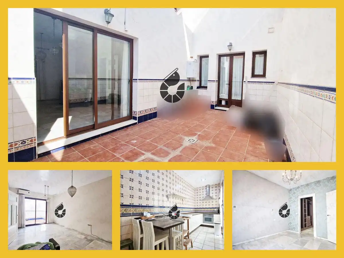 Vista exterior de Casa adosada en venda en Coria del Río amb Terrassa i Traster