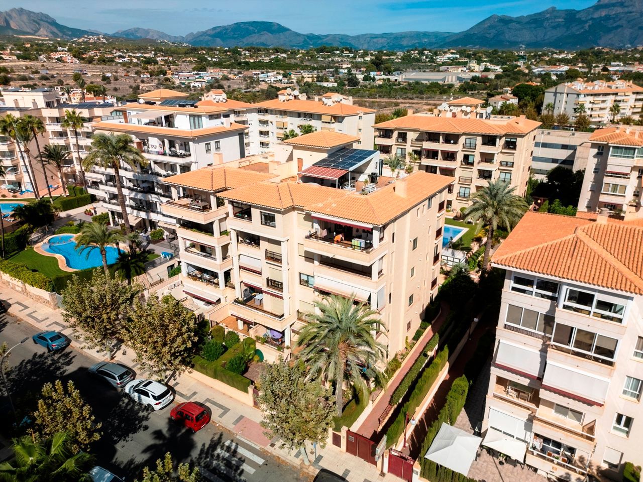 Exterior view of Apartment for sale in L'Alfàs del Pi  with Air Conditioner, Heating and Swimming Pool