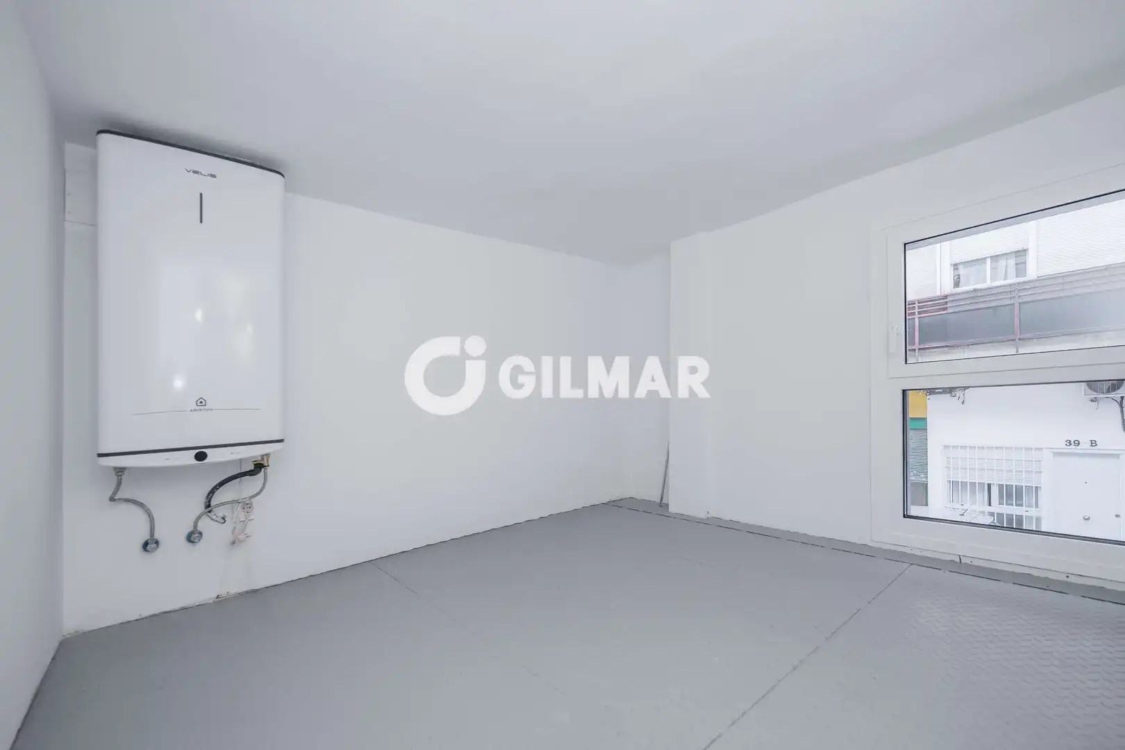 Habitación de Piso en venta en Madrid con Calefacción