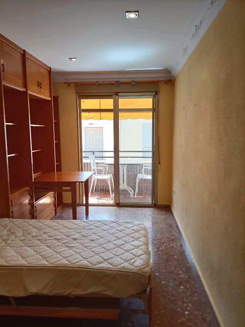 Bedroom of Flat for sale in Castellnovo  with Terrace, Furnished and Balcony