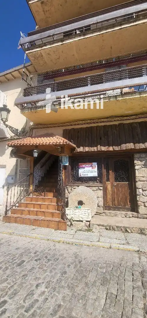 Buildings for sale in Peguerinos