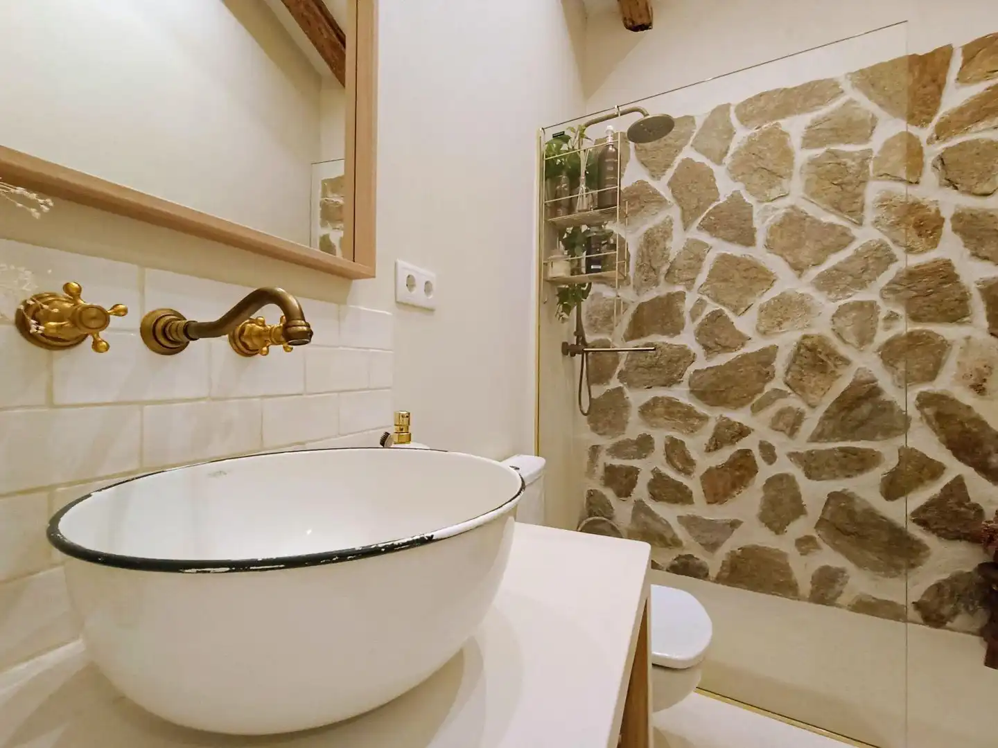 Baño de Casa o chalet en venta en Molins de Rei con Aire acondicionado, Calefacción y Terraza
