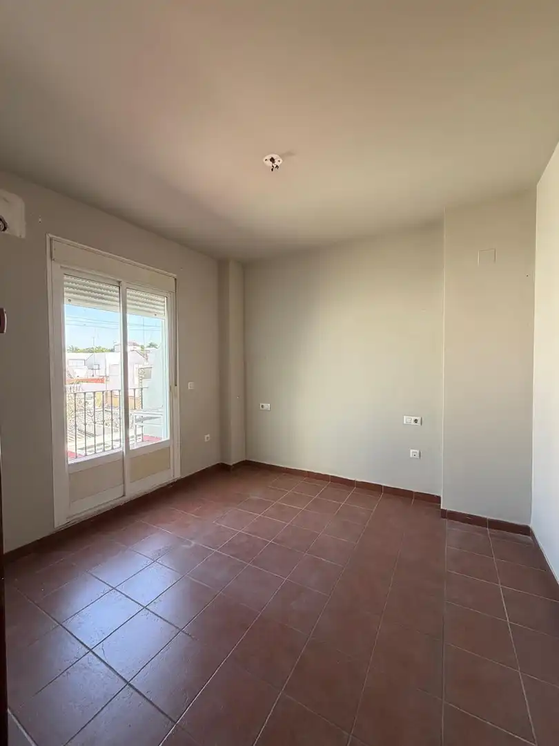 Habitación de Casa o chalet en venta en Utrera