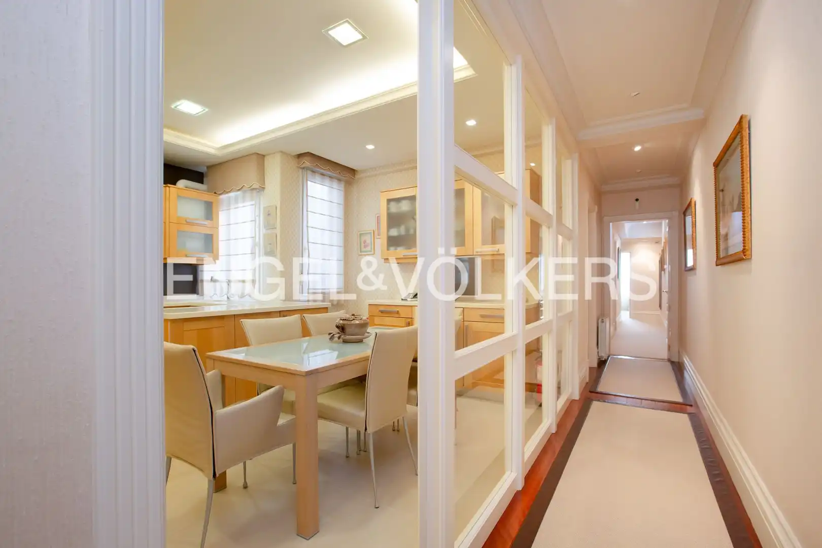 Comedor de Piso en venta en Bilbao  con Aire acondicionado, Calefacción y Parquet