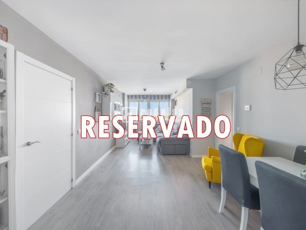 Bedroom of Flat for sale in Alcorcón  with Air Conditioner, Heating and Swimming Pool
