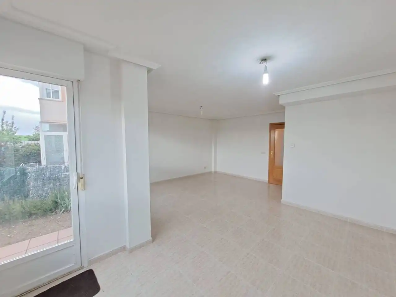Casa adosada en venda en Merindad de Río Ubierna amb Calefacció, Jardí privat i Terrassa