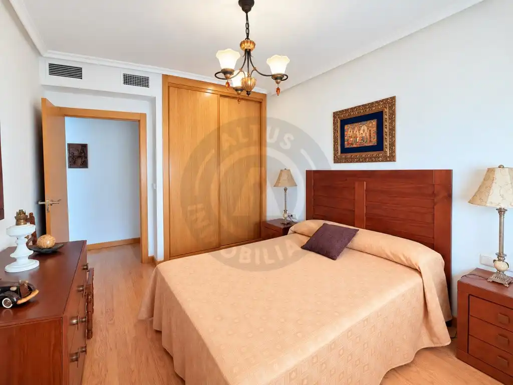 Habitación de Piso en venta en Cáceres con Aire acondicionado, Horno y Microondas