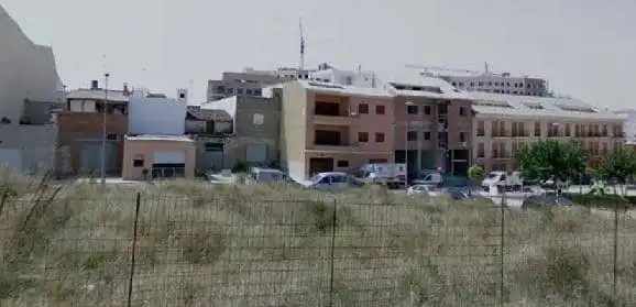 Terreny residencial en venda a Casc Urbà, imagen 3