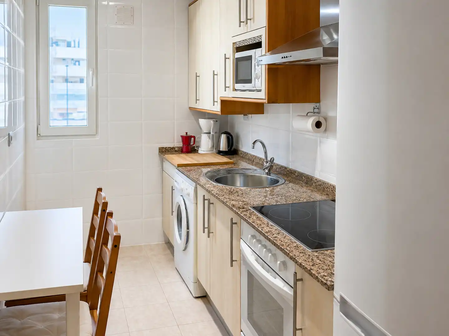 Cocina de Piso de alquiler en Suances con Calefacción, Terraza y Amueblado