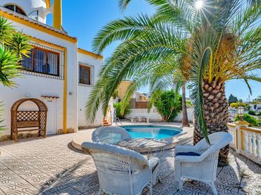 Villa avec piscine à vendre à Cometa