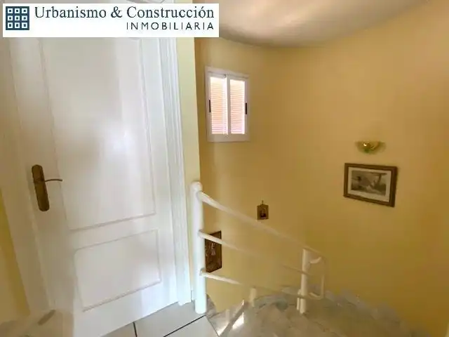 Adossat amb terrassa en venda a Ciudad Jardín, imagen 19