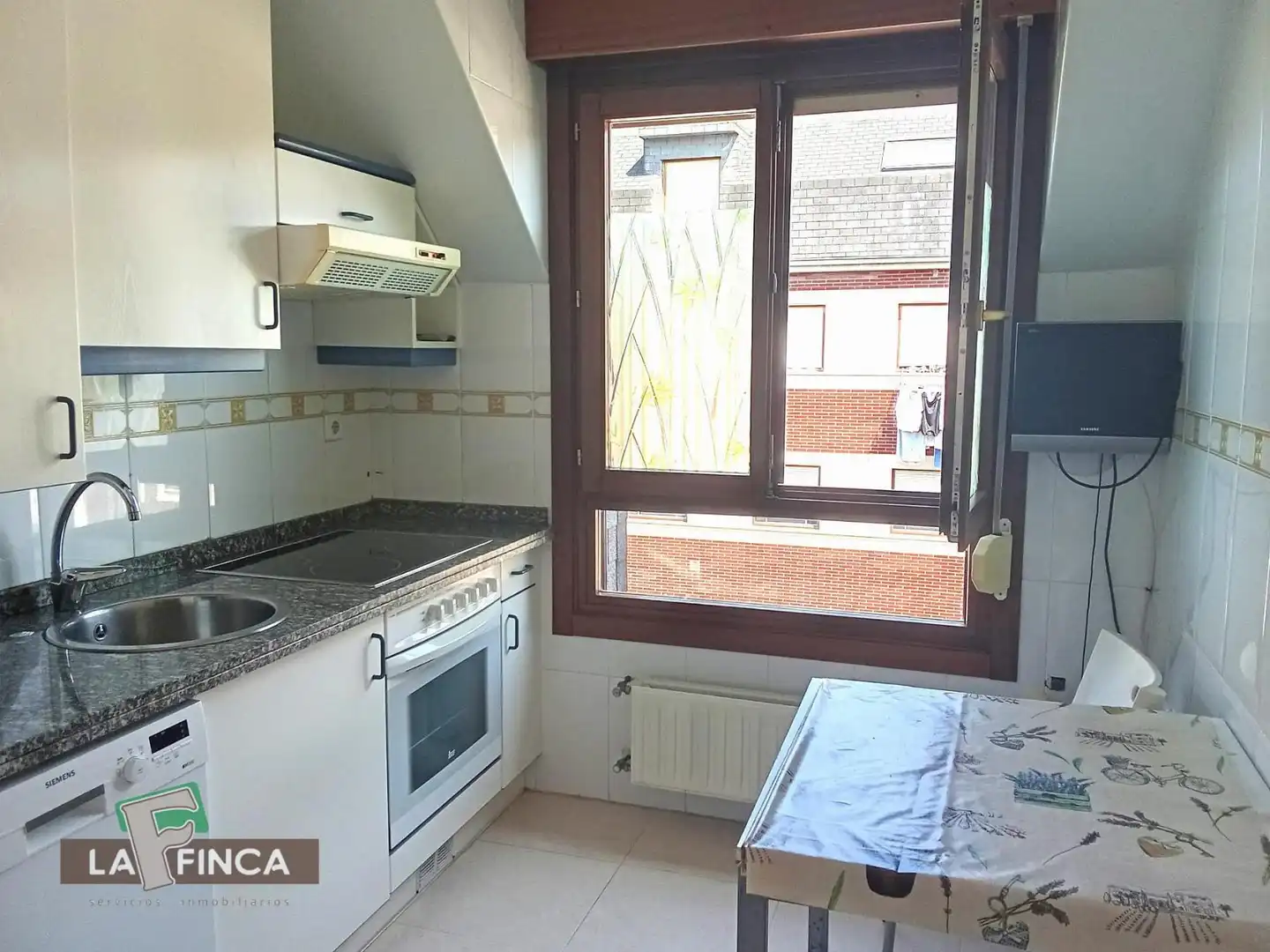 Pis en venda a TINEO, Las Campas