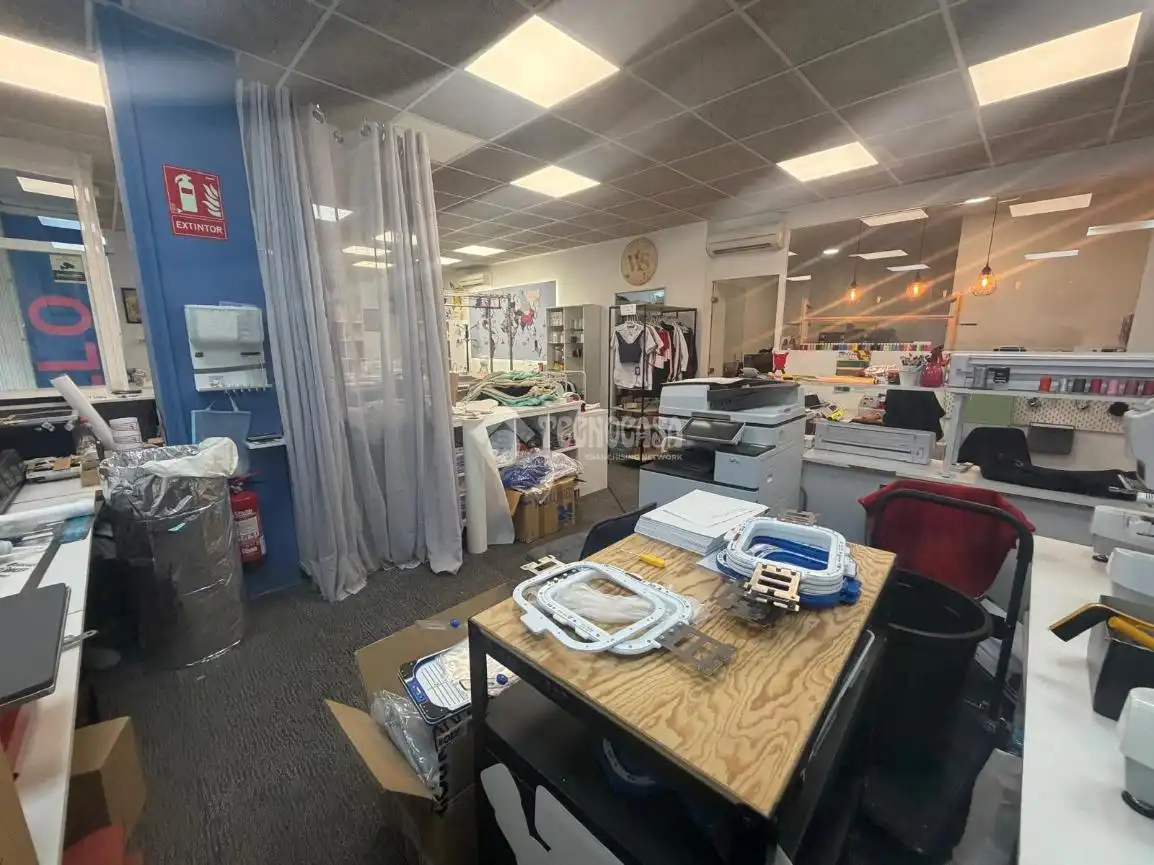 Business premises for sale in Sant Vicenç Dels Horts, imagen 11