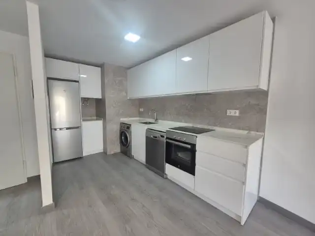 Kitchen of Flat for sale in Zaragoza  with Air Conditioner, Heating and Terrace
