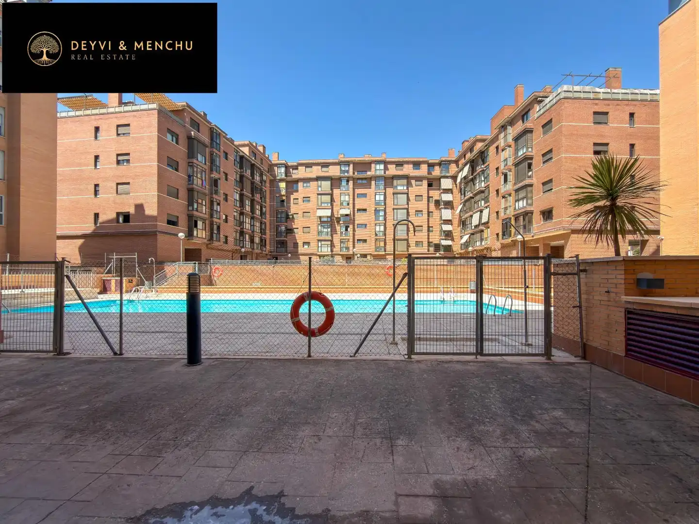 Piso en venta en ALCALDE HENCHE DE PLATA, Sanchinarro