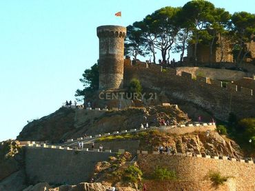 House for sale in Carrer del Portal, Tossa de Mar, Spain