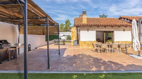 Preciosa casa independiente de 4 dormitorios con piscina, garaje y jardín en La Selva, Girona, imagen 4