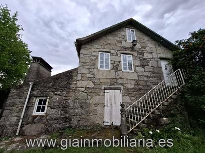 Exterior view of House or chalet for sale in Salvaterra de Miño  with Private garden