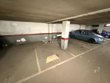 Einzelparkplatz zum Verkauf in Centre