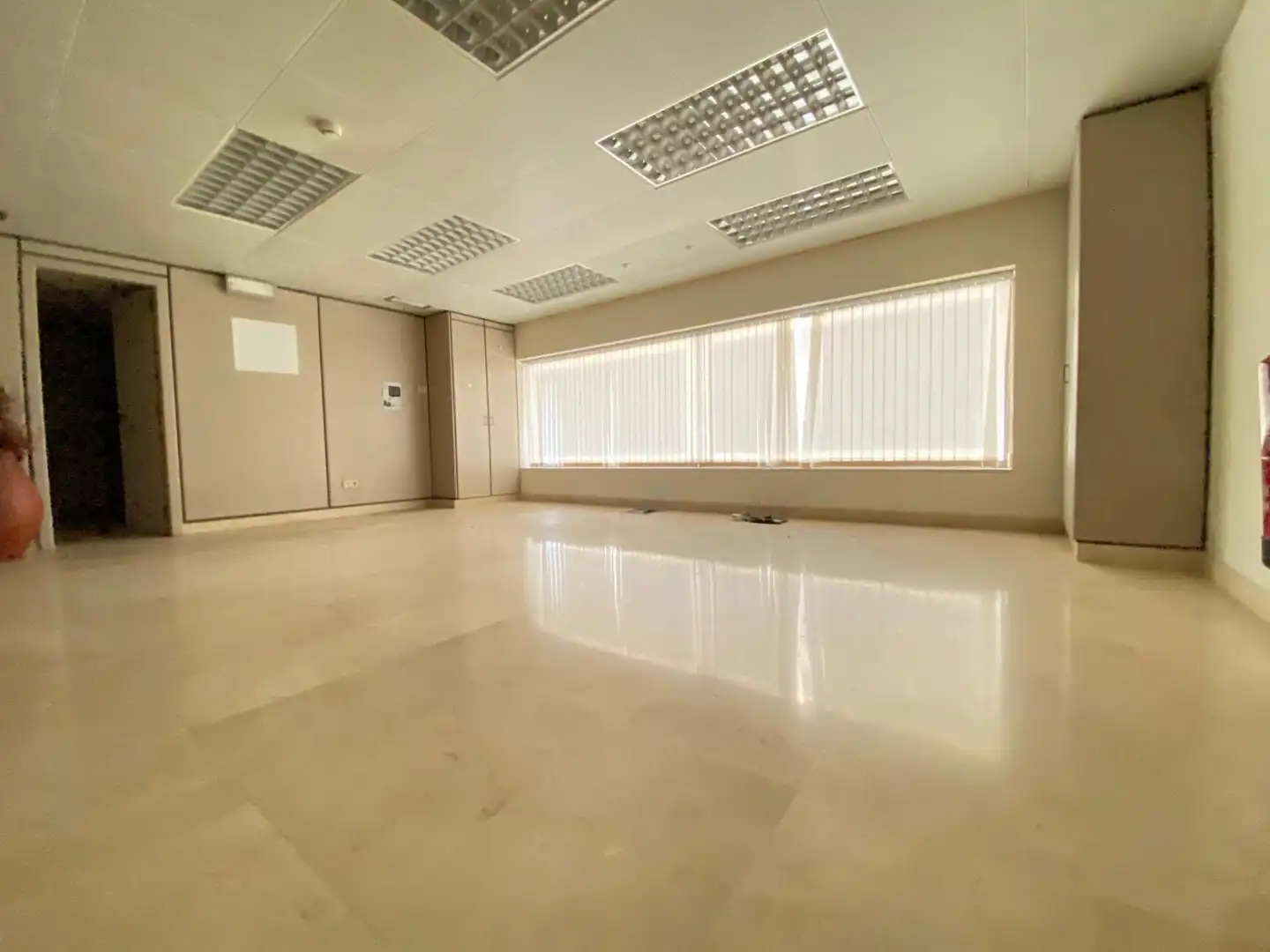 Local comercial en venta en Calle CARRATALA 43, imagen 8