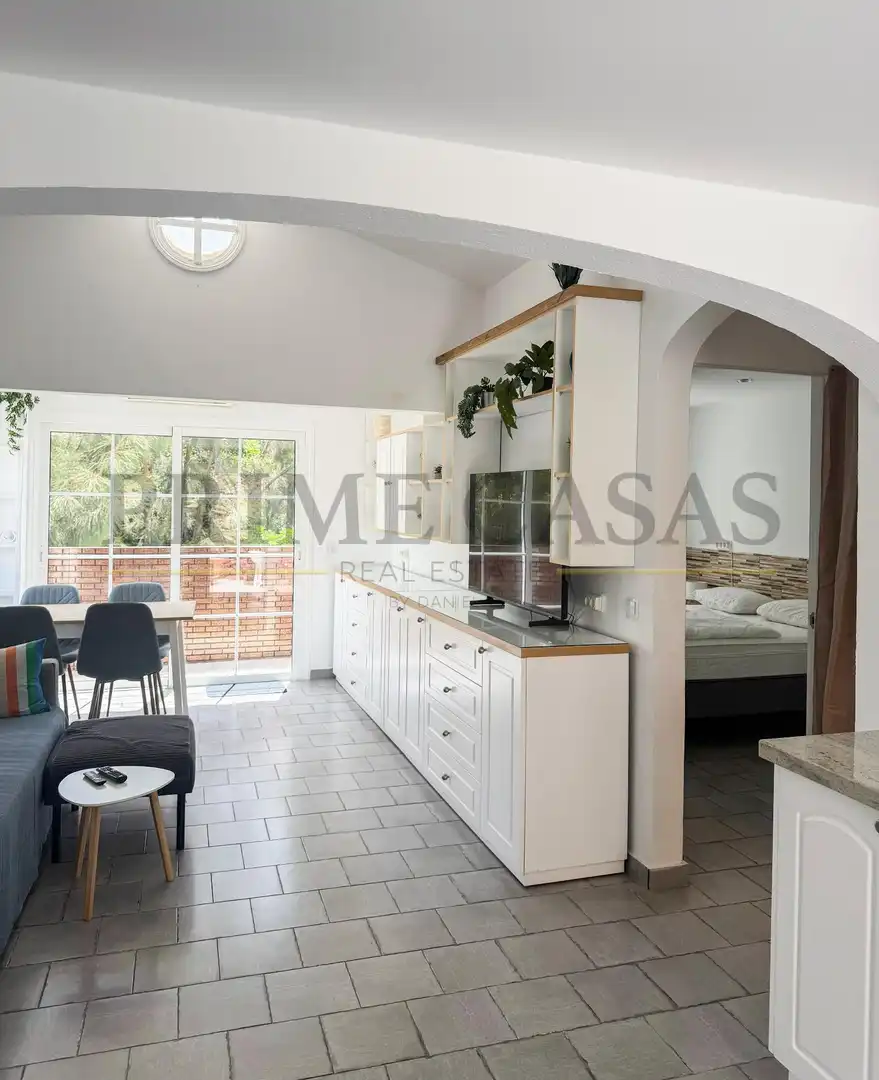 Cuina de Casa o xalet de lloguer en San Bartolomé de Tirajana amb Aire condicionat, Jardí privat i Terrassa
