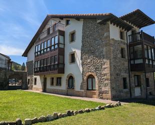 Vista exterior de Pis en venda en Bárcena de Pie de Concha amb Calefacció