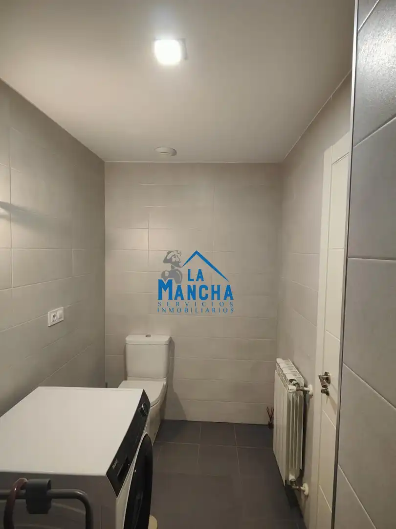 Badezimmer von Wohnung zum Verkauf in Albacete mit Heizung, Privatgarten und Terrasse