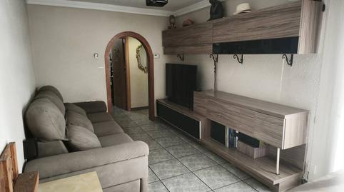 Foto 2 de Pis en venda a Calle Sant Ramon, Centre, Santa Coloma de Gramenet