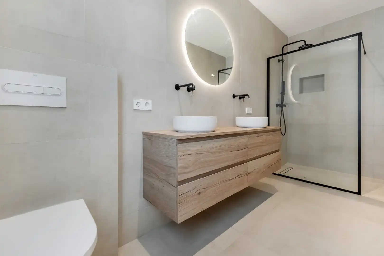 Bathroom of Houses for sale in Moraira