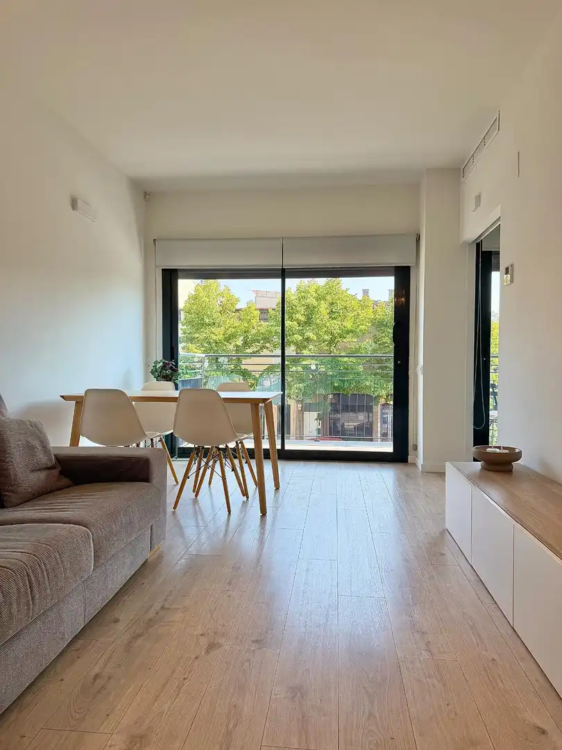 Terrasse von Wohnung zur Miete in Terrassa