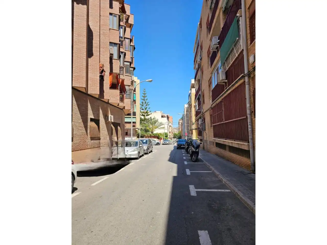 Außenansicht von Wohnung zum Verkauf in Alicante / Alacant mit Klimaanlage, Möbliert und Balkon