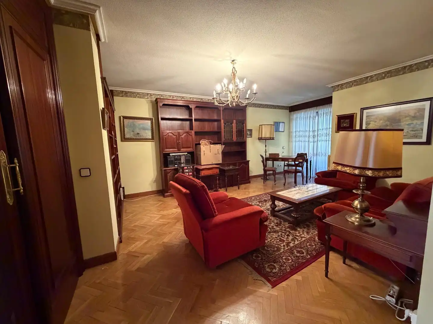 Sala d'estar de Pis de lloguer en Segovia amb Parquet, Terrassa i Moblat