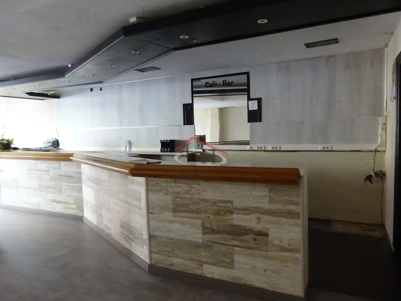 Local comercial en venda a CONDE DE TORENO, imagen 3