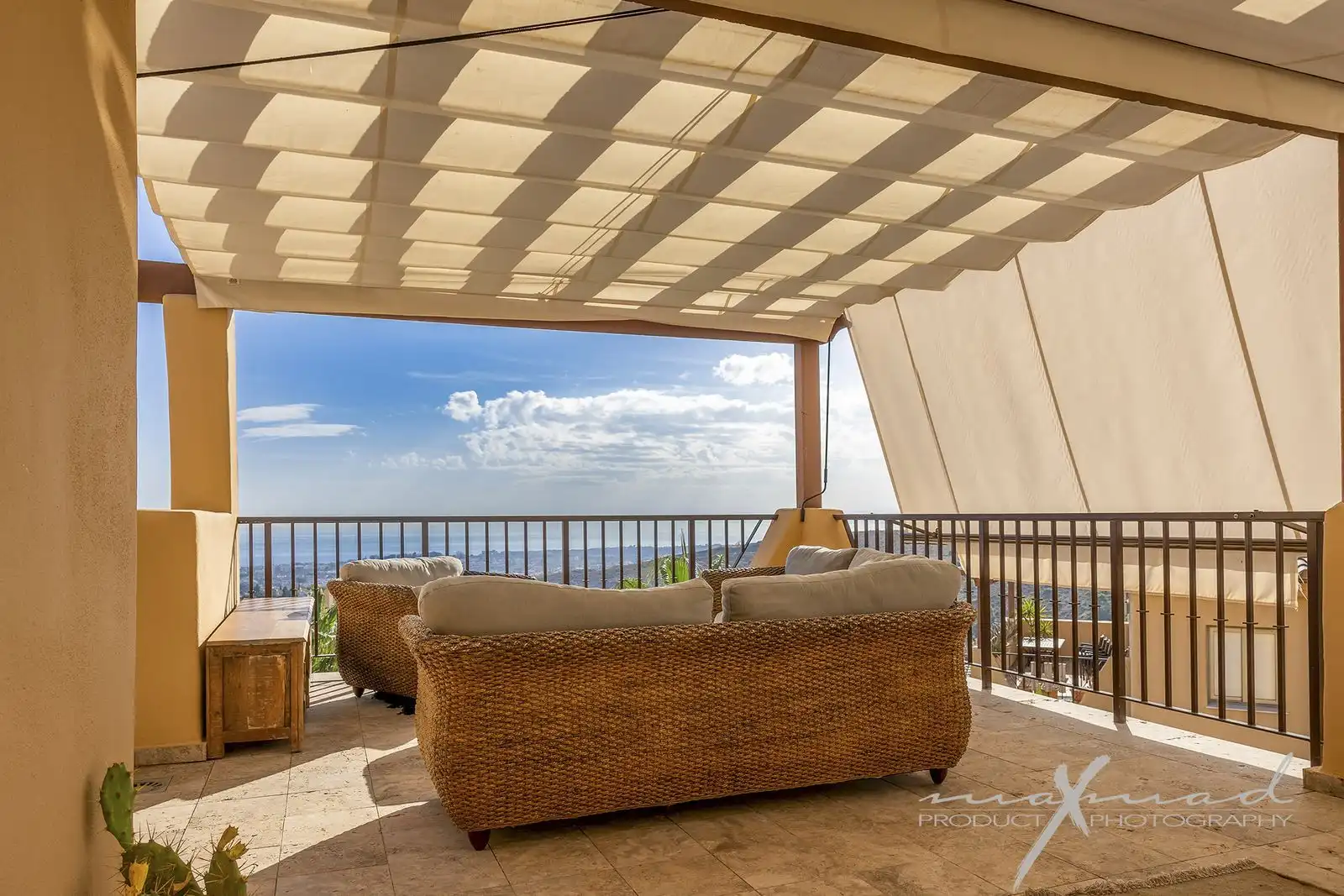 Terrace of Apartments for sale in Benahavís  with Air Conditioner, Storage room and Furnished