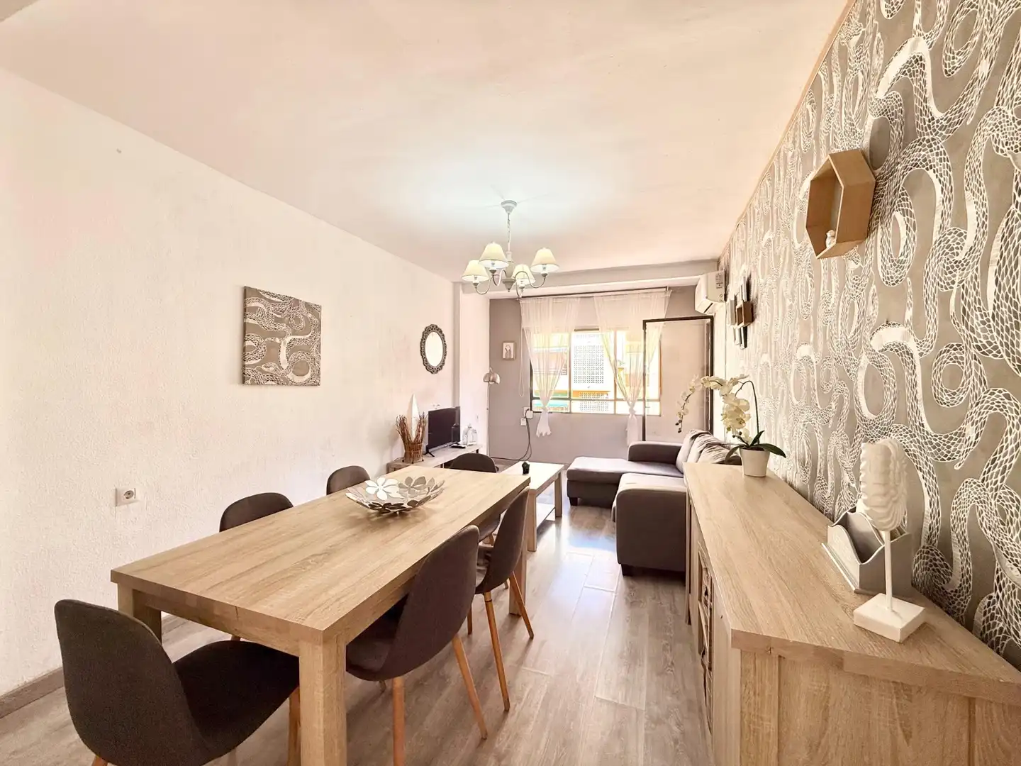 Apartamento de alquiler en Alicante / Alacant, Alicante