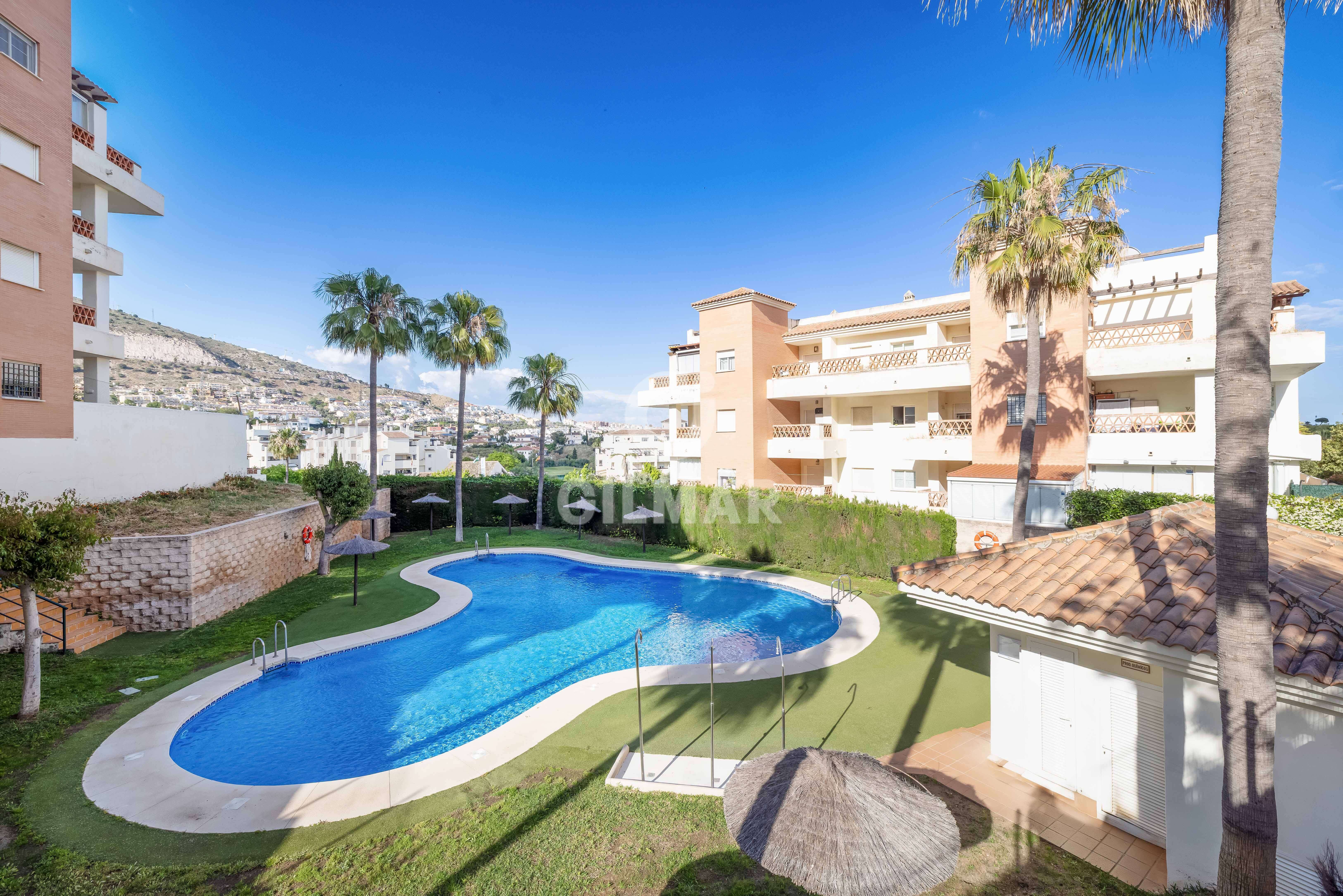 Exterior view of Flat for sale in Benalmádena  with Heating, Private garden and Swimming Pool