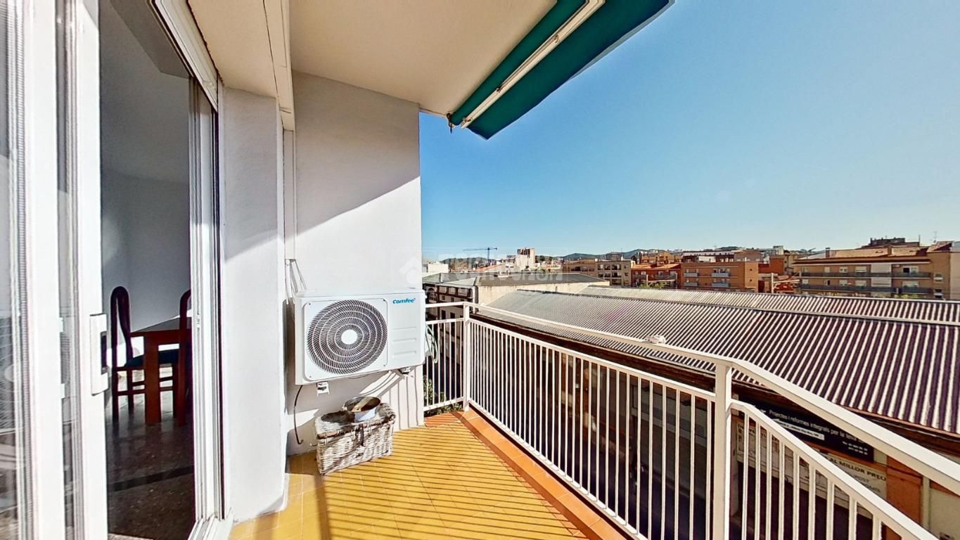 Balcony of Flat for sale in Cerdanyola del Vallès  with Balcony