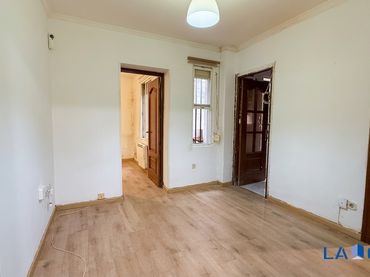 Bajo con ascensor en venta en Paseo de las Delicias