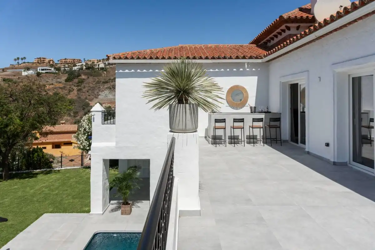 Terraza de Casa o chalet de alquiler en Estepona con Aire acondicionado, Jardín privado y Terraza