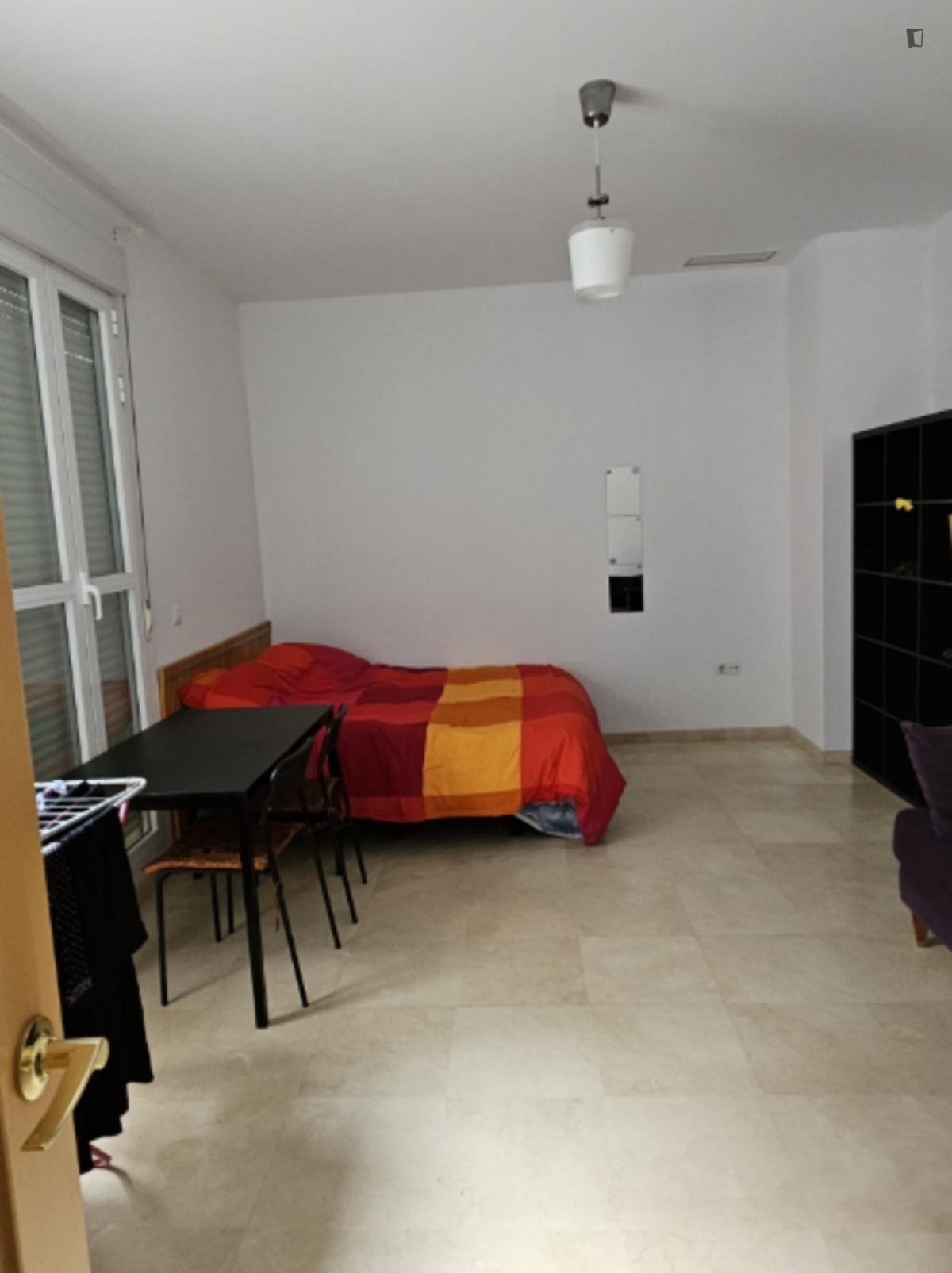 Estudio de alquiler en San Julián