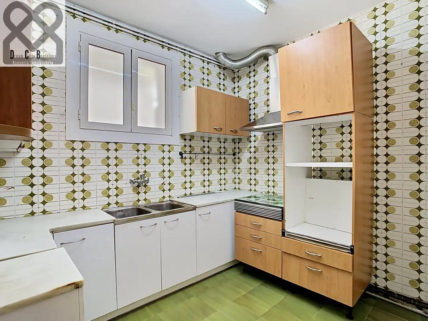 Cocina de Casa o chalet en venta en Corbera de Llobregat con Calefacción, Jardín privado y Terraza