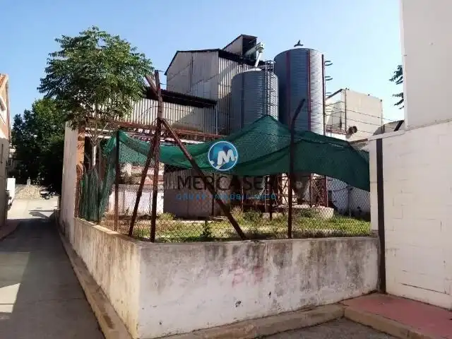 Fabrikhallen zum Verkauf in Calle VAGON, Tielmes