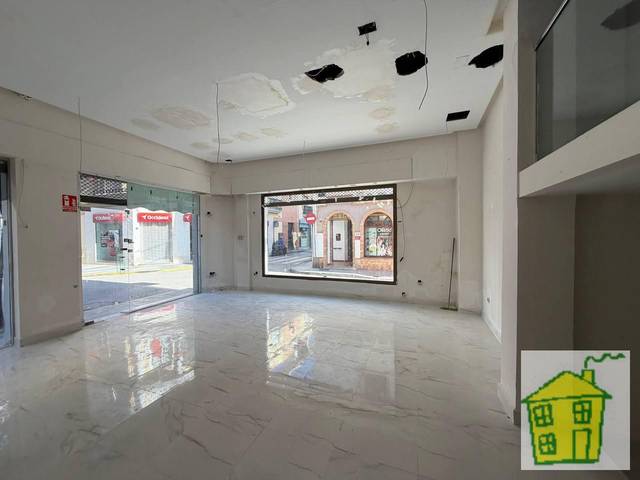 Local comercial en Alquiler en Calle Ibáñez Marín en Andújar