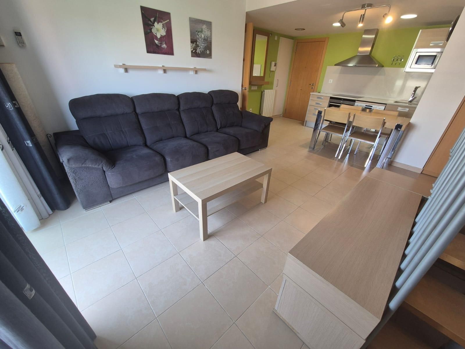 Sala d'estar de Dúplex de lloguer en Vilafranca del Penedès amb Terrassa i Balcó